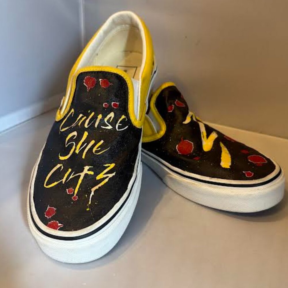 Vans Slip On Sneakers Unisex Canvas Kill Bill Men's size 7.5 Women's size 9